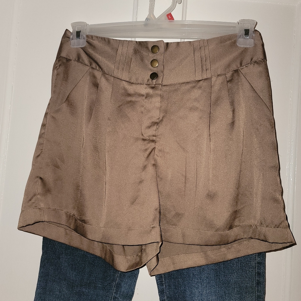Liquid silk-like dressy casual high-rise shorts